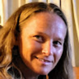 Meet your Posher, Selena summer